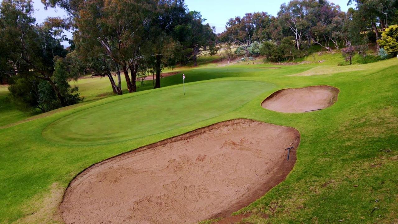 Cootamundra Heritage Motel & Apartments Экстерьер фото